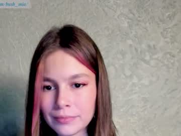 webcam girl bush_mia live cam image #4192060