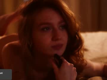 webcam girl lizzy_blaze live cam image #12888379