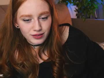 webcam girl lizzy_blaze live cam image #9452435