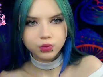 webcam girl merciabawden live cam image #12140342
