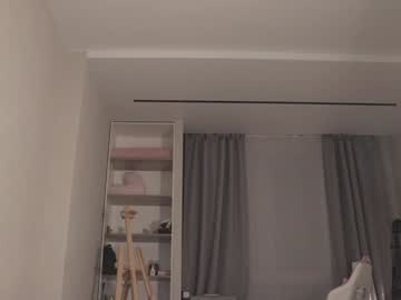 webcam girl diana_alison live cam image #10368983
