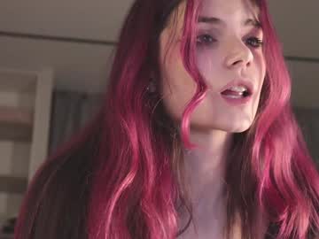 webcam girl diana_alison live cam image #10279775