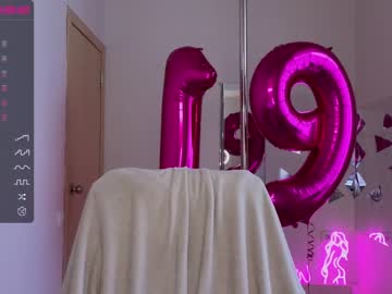 webcam girl lily_ewing live cam image #5804738