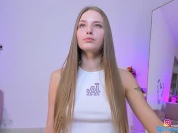 webcam girl mango_shake live cam image #2673118