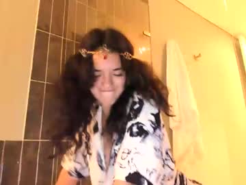 webcam girl makayla77 live cam image #6057123