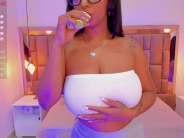 webcam girl anahi_ryan live cam image #6065613