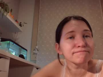 webcam girl shy_little_one_ live cam image #11238045
