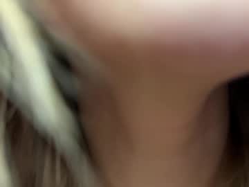 webcam girl cuteelsa_ live cam image #10256847