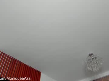 webcam girl moniqueeass live cam image #4242545
