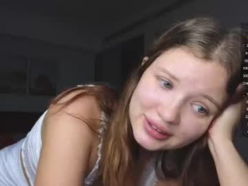 webcam girl like_sun live cam image #12507496