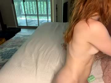 webcam girl princessdaisy_yourdirtyslut live cam image #6855958