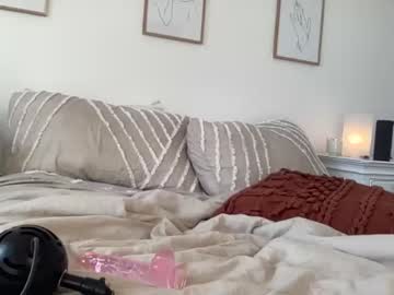 webcam girl taylorslittlekingdom live cam image #8910580