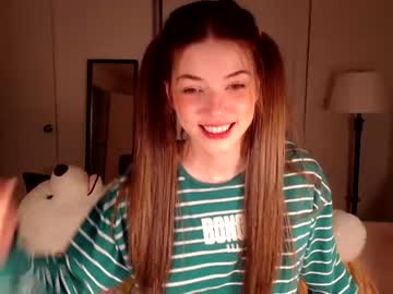 webcam girl christine_horny live cam image #1364505