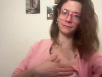 webcam girl naomi_reah live cam image #8531314
