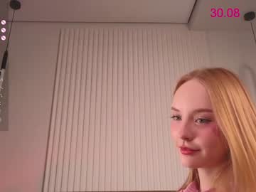 webcam girl lissa_meooow live cam image #10364626