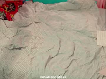 webcam girl ho1yh01e live cam image #8318056