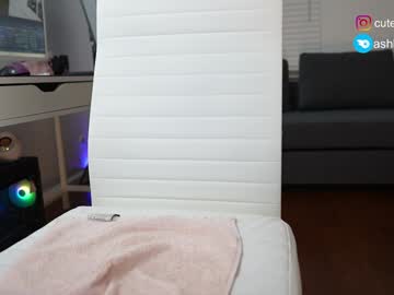 webcam girl ashley_benson1 live cam image #12560785
