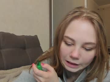 webcam girl little__princesss1 live cam image #1092529