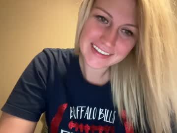 webcam girl smexxii93 live cam image #7818220