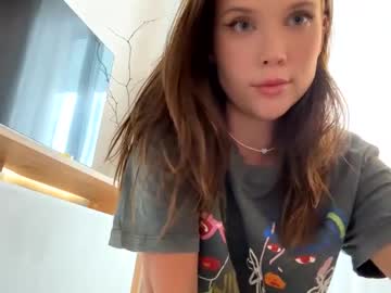 webcam girl bitter_moon live cam image #10090079