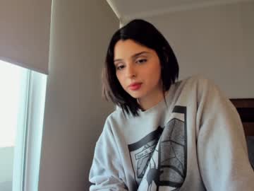 webcam girl yourfreakygirl live cam image #3869737
