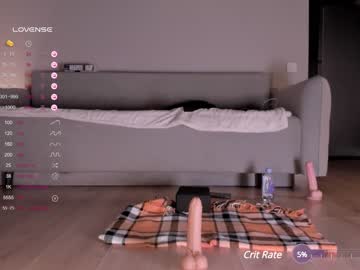 webcam girl hee_jeen live cam image #8699873