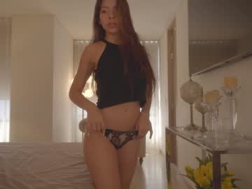 webcam girl emma_lu1 live cam image #9719480