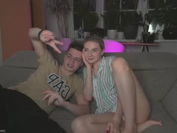 webcam girl love_machine_ live cam image #4719417