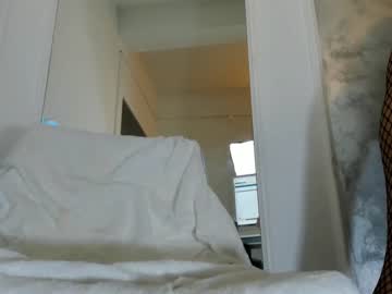 webcam girl hotfallingdevil live cam image #1710495
