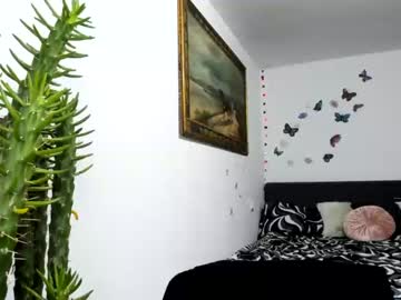 webcam girl inocent_student18 live cam image #4280086