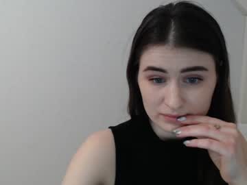 webcam girl tart_strawberry live cam image #4631475