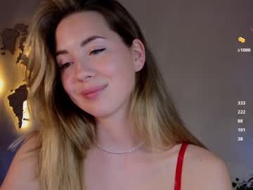 webcam girl emmi_rosee live cam image #12495352