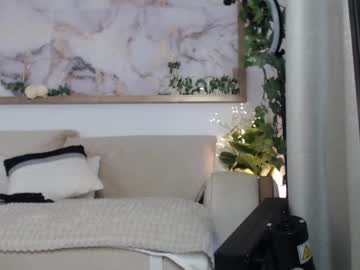 webcam girl marrylouanne live cam image #1900800
