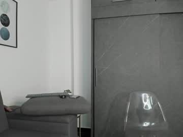 webcam girl abigail_w live cam image #10286592
