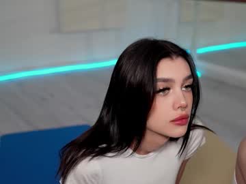 webcam girl karina_amiri live cam image #12415884