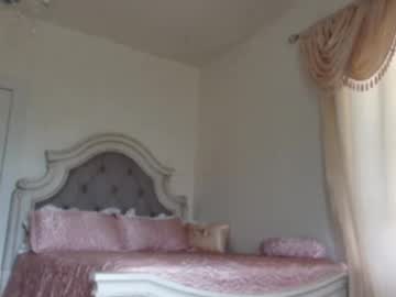 webcam girl littlegreekflower live cam image #9874207