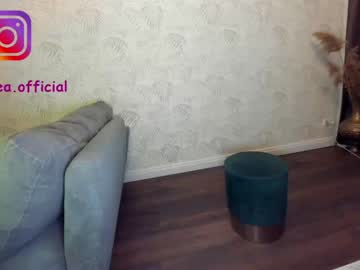 webcam girl ehotlovea live cam image #2685307