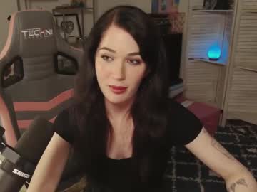 webcam girl evelynclaire live cam image #8257879