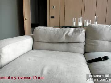 webcam girl carolinaherera live cam image #9863790