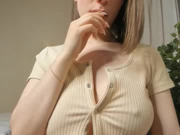 webcam girl odelyncure live cam image #12667024