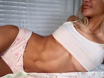 webcam girl littlegreekflower live cam image #8099740