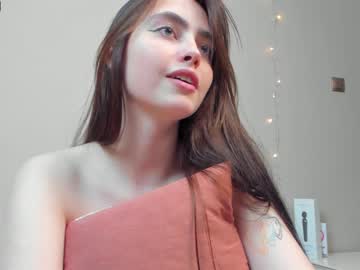 webcam girl maya_baker live cam image #3613781