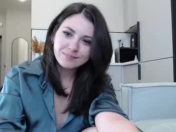 webcam girl uninvited_raccoon live cam image #13021052