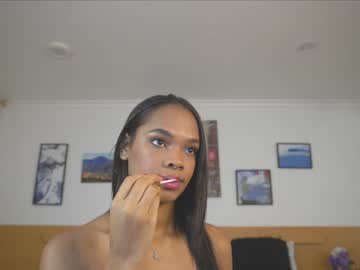 webcam girl camilitasu live cam image #2609087