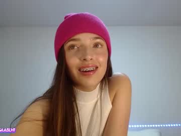 webcam girl gabrielaa_18 live cam image #4779933