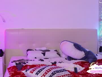 webcam girl holliwould_ live cam image #4502710