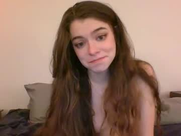webcam girl rosegold18 live cam image #4151837