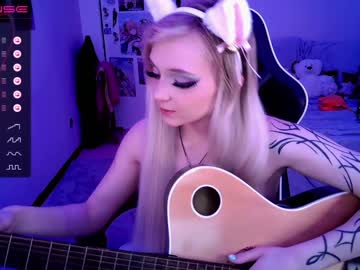 webcam girl _b_a_n_s_h_e_e_ live cam image #5895332
