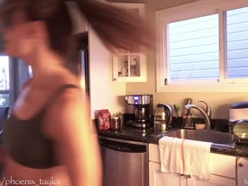 webcam girl phoenix_taylor live cam image #4216372