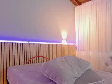 webcam girl little_effy18 live cam image #8178979